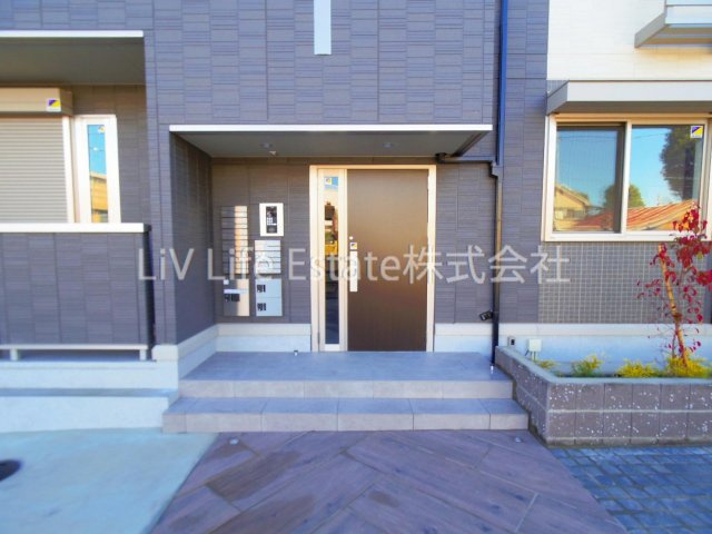 ラカーサ　グリシーナ　旧(仮)D-room小川町のエントランス