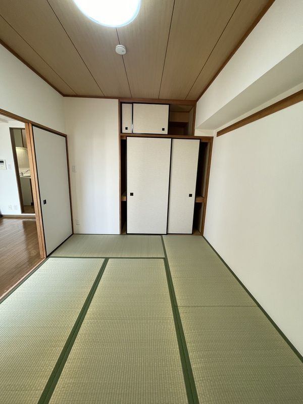 ロイヤルプラザ浅草の和室