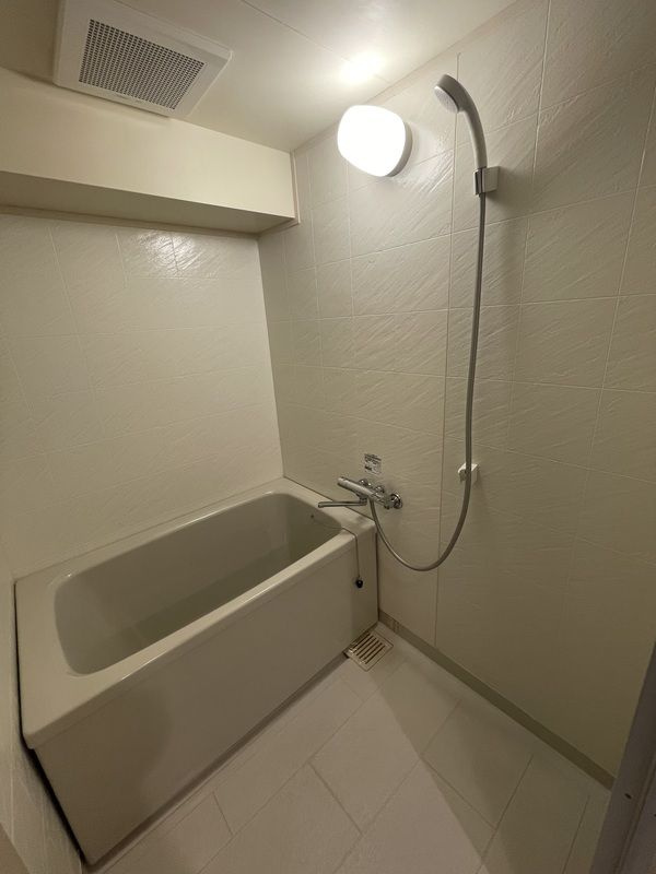 ロイヤルプラザ浅草の浴室