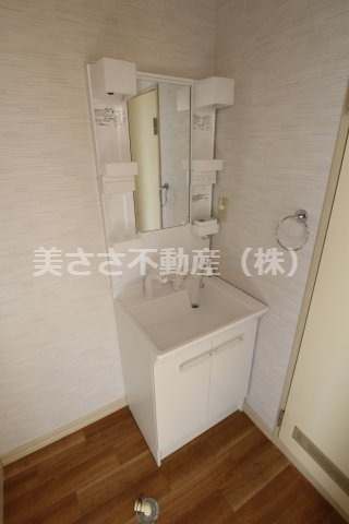 【独立洗面台】 | ルミエールＫ