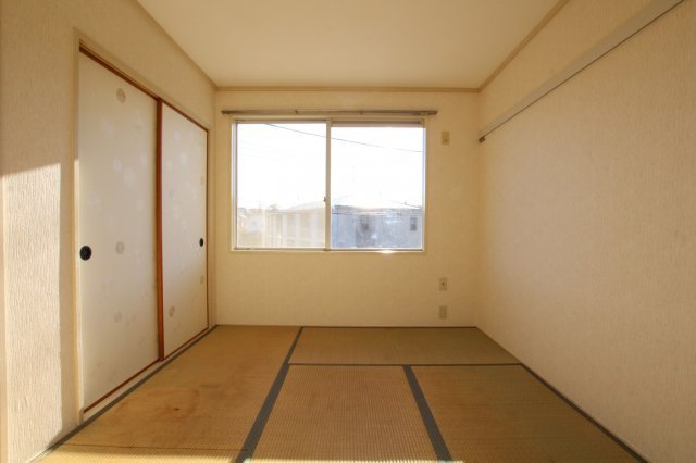 【和室】 | ルミエールＫ