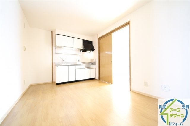 メゾンＨKⅡの居間・リビング|※類似部屋