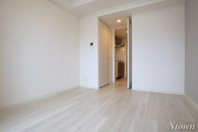 【居間・リビング】 | プレサンス鶴舞ファースト | ゆったりとしたリビングです