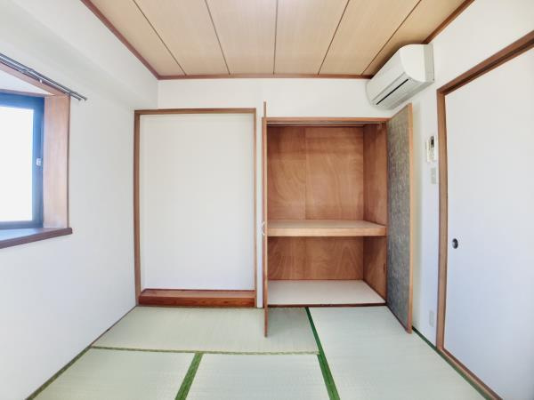 マリンスクエアの居間・リビング