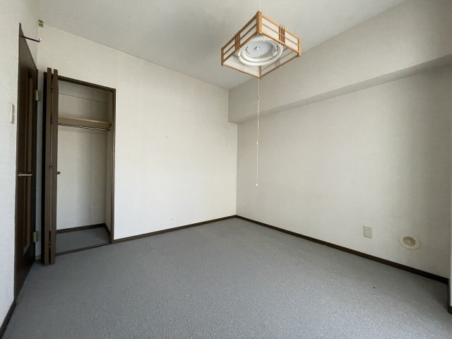 ナイスアーバン堤下のその他|北側居室収納スペースあり。