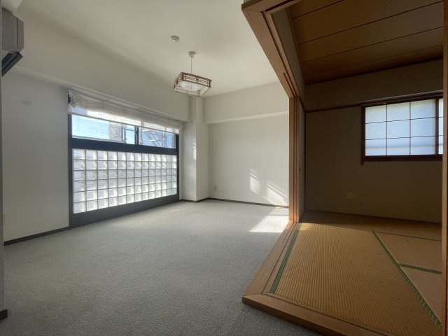 ナイスアーバン堤下の和室|リビング・和室床をフローリングへリフォームしませんか♪お部屋の雰囲気がガラリと変わります(^^)/自分好みのお部屋へ。