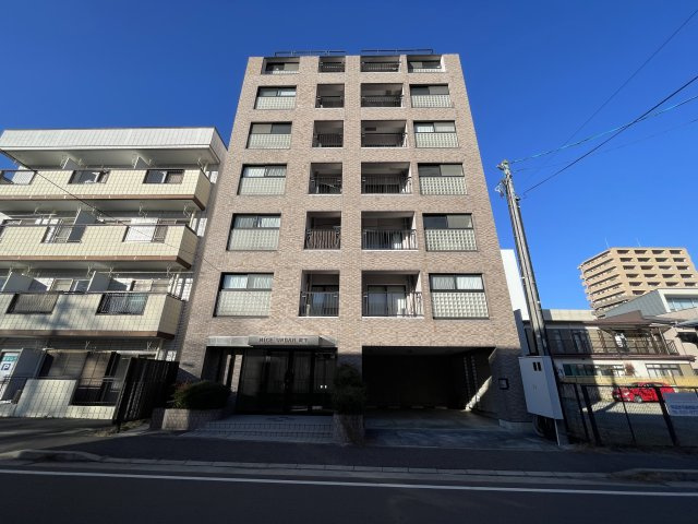 ナイスアーバン堤下の外観|エントランスをでればすぐにヨークタウンでのお買い物が可能な便利な立地！おススメ物件です。