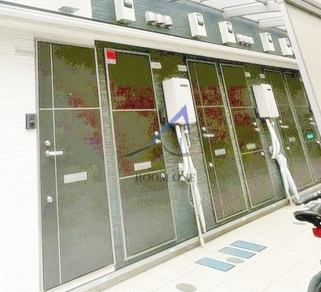 ｒｅｖｅｕｒ　ＹＯＧＡのエントランス|エントランスです。