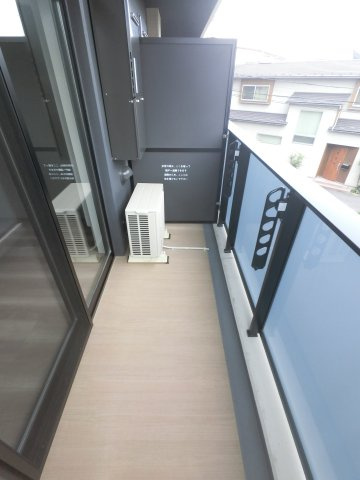 アロー東海神３７番館のバルコニー