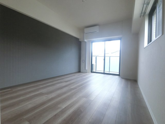 アロー東海神３７番館の居間・リビング