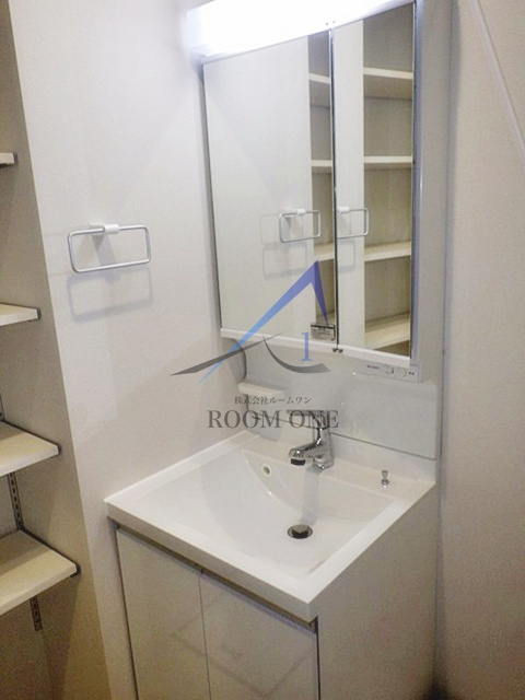 Dio dell' acqua 西大井の洗面所|洗面台です。