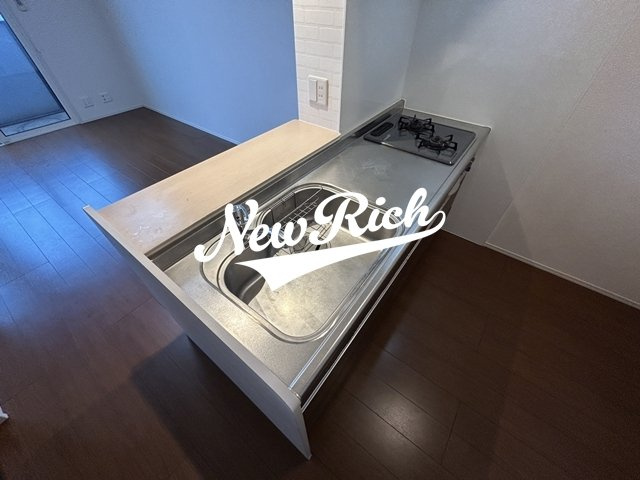 北群馬郡吉岡町大字大久保のアパートのキッチン