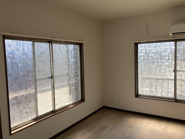 南花島コーポラスの洋室