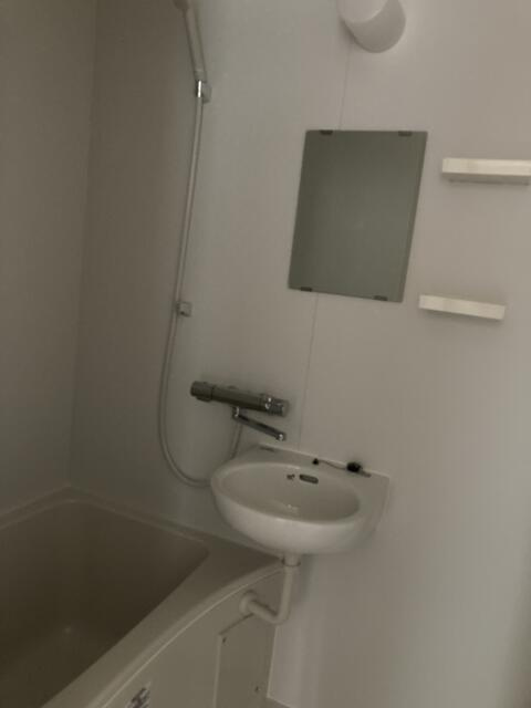 南花島コーポラスの浴室