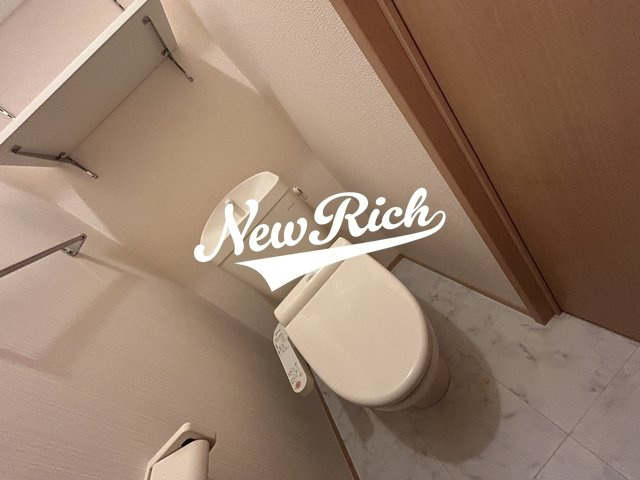 前橋市荒牧町１丁目のアパートのトイレ