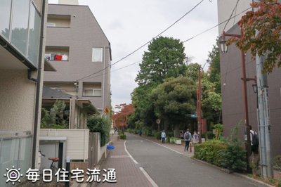 【周辺】 | ローリエ