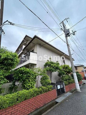 ハイム甲風園の外観