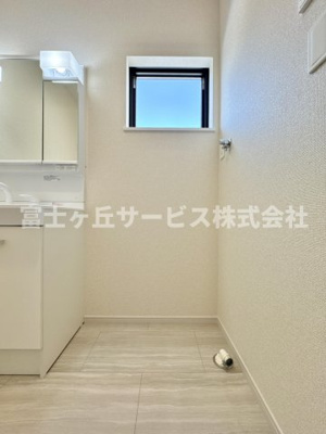 【ランドリースペース】 | 藤枝市藤岡3丁目 7期 新築一戸建て 2号棟 | 洗濯機置き場です