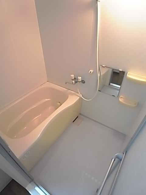 サンラトール甲陽園の浴室