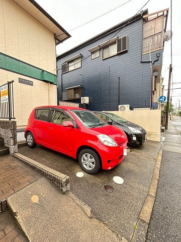 アライブ大箇の駐車場