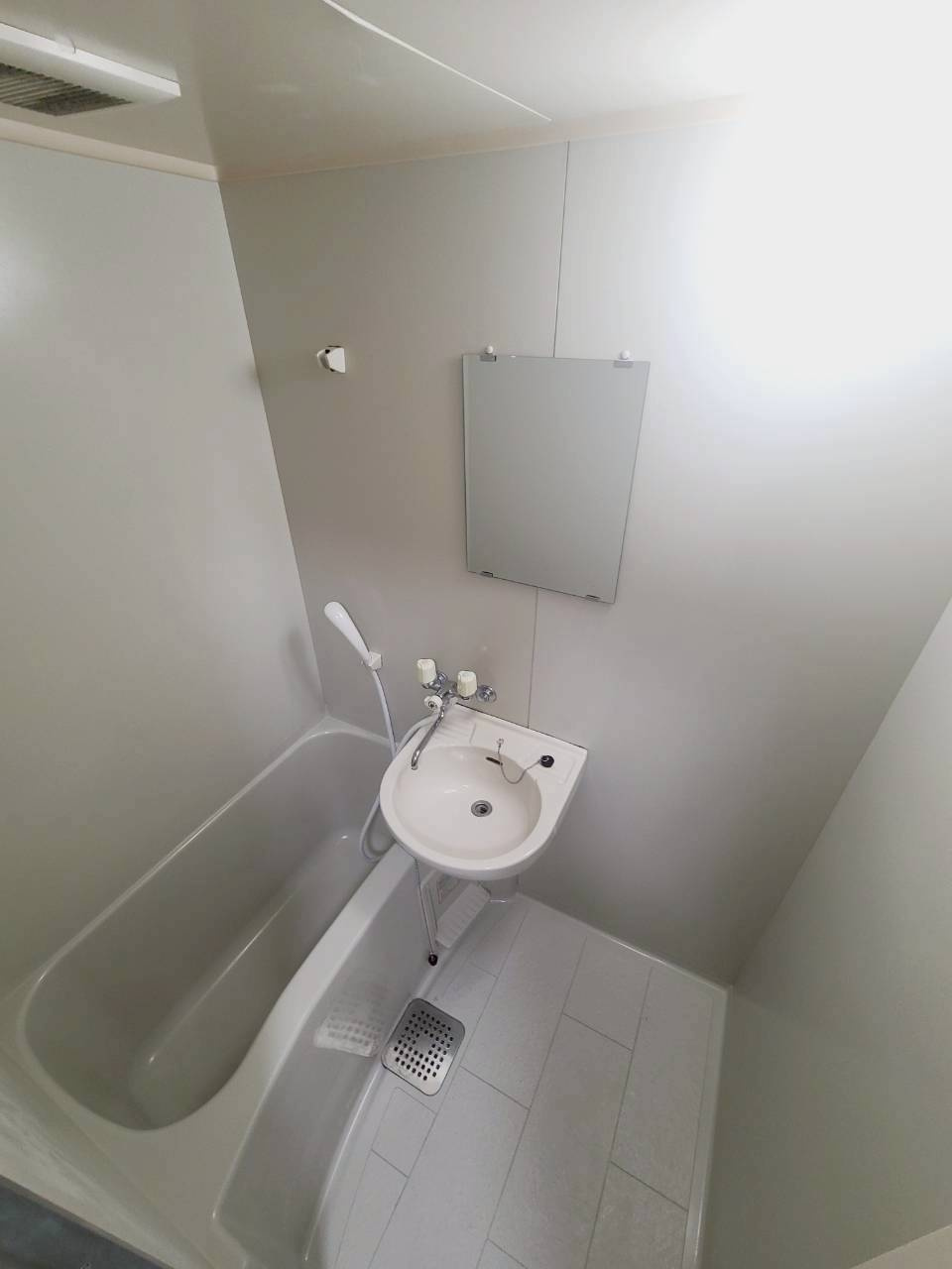 アライブ大箇の浴室