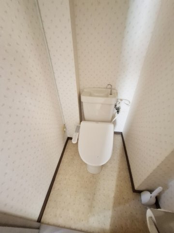 ハイツ南甲子園のトイレ