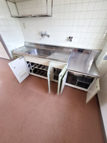 ハイツ南甲子園の収納