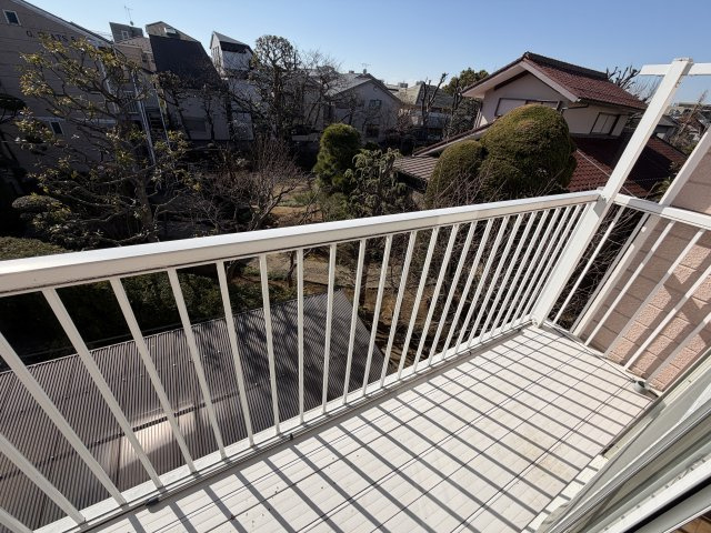 Ｇ－ＦＬＡＴＳⅢの居間・リビング