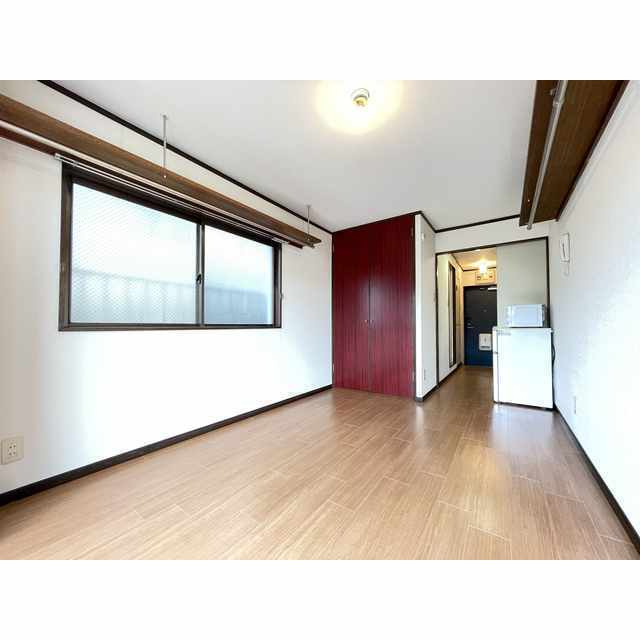 クレセントＫＯＹＯの居間・リビング|別号室参考写真