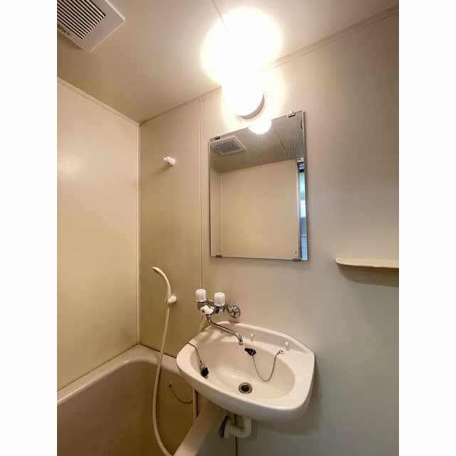 クレセントＫＯＹＯの洗面所|別号室参考写真