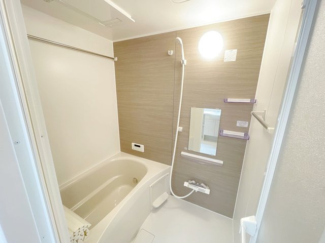 アナベルⅡの浴室|浴室換気乾燥機付きの浴槽です。