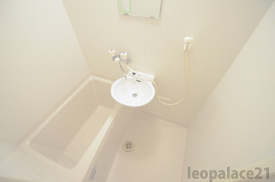 【浴室】 | レオパレスコンフォール石脇３