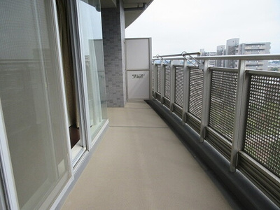 【バルコニー】 | アイムふじみ野タワー東館 | バルコニー　13.78㎡