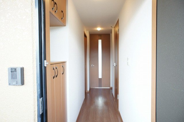 ピュアライズの内装|廊下