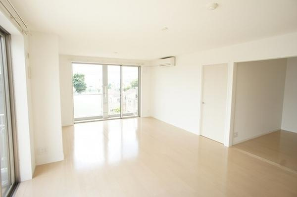 【居間・リビング】 | 岡本弐番館