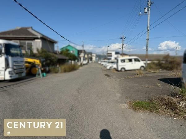 和歌山市湊　店舗付住宅の前面道路含む現地写真