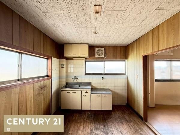 和歌山市湊　店舗付住宅のキッチン