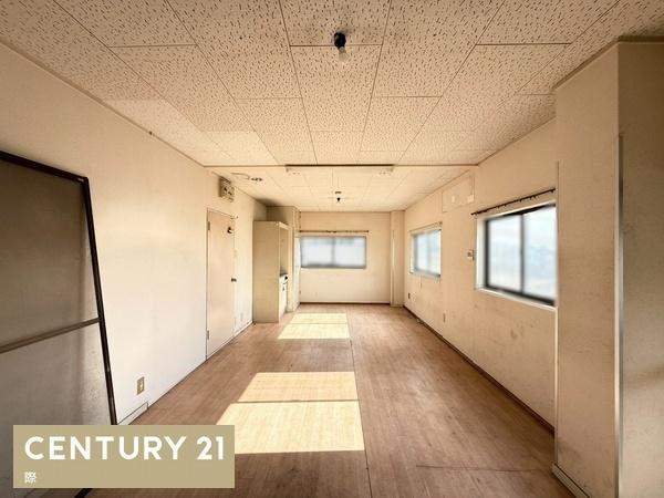 和歌山市湊　店舗付住宅の内装