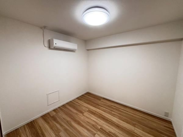 【洋室】 | ライオンズプラザ松原団地 | ●納戸4.6帖●