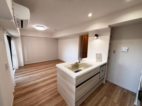 【居間・リビング】 | ライオンズプラザ松原団地 | ●LDK12帖●