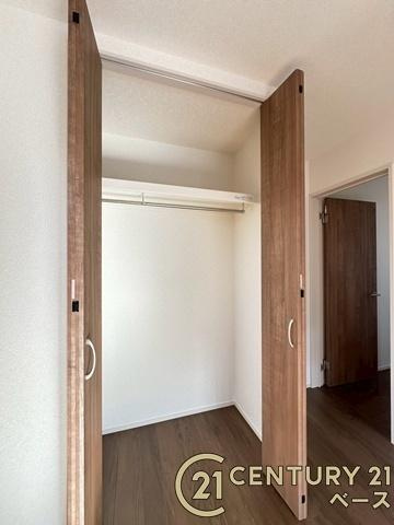 ファーストタウン九条町 ２号棟 ／新築一戸建の収納|■現地撮影写真■全居室に広々収納スペース完備！