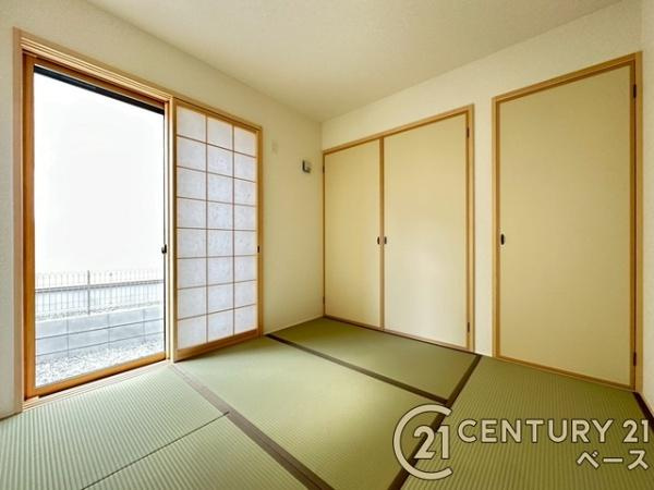 ファーストタウン九条町 ２号棟 ／新築一戸建の和室|■現地撮影写真■ほっこり落ち着ける和室！客間としてもご利用いただけます！