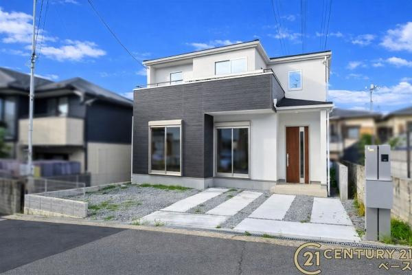 大和郡山市新木町の新築一戸建の外観|■現地撮影写真■耐震等級３！耐震性能の優れた剛床工法で建てられた邸宅！お気軽にお問い合わせください！■