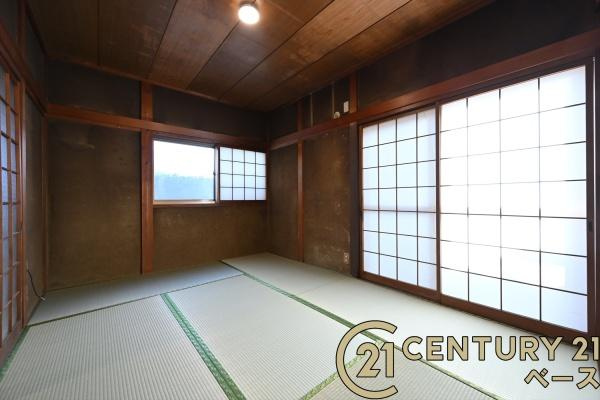 大和高田市出　一戸建の和室|■現地撮影写真■ほっこり落ち着ける和室！客間としてもご利用いただけます！