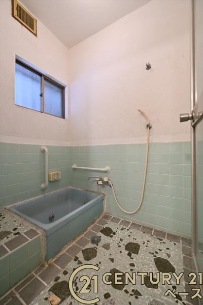 大和高田市出　一戸建の浴室|■現地撮影写真■タイルの模様が可愛い浴室です！