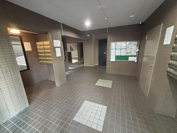 ガーデンヒルズ東大友のエントランス|エントランスです。