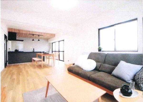 ガーデンヒルズ東大友の居間・リビング|空間を広く使います