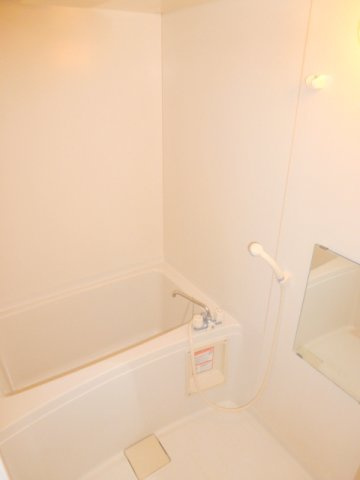 レオパレスやませの浴室