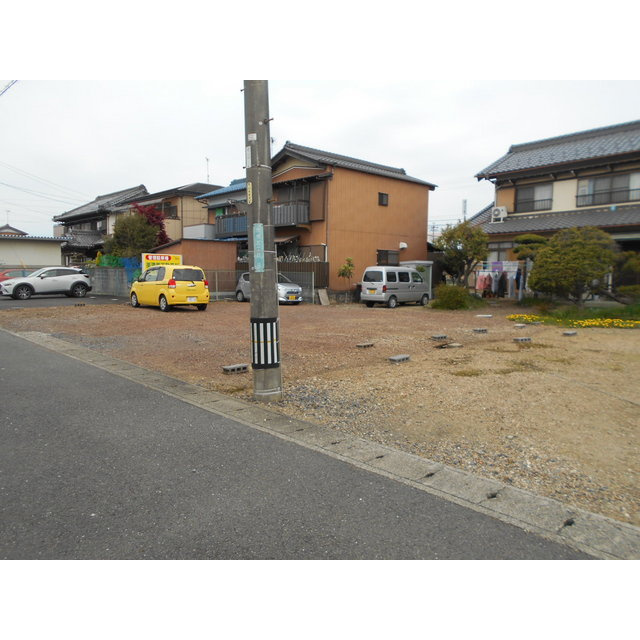 岐阜市市橋５丁目の駐車場の外観