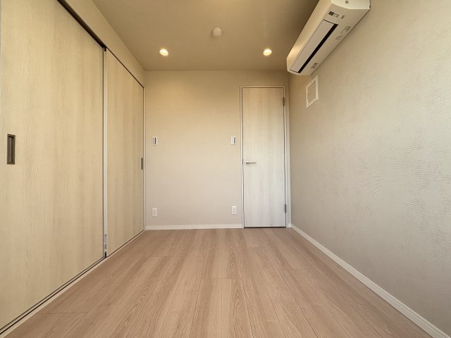 湯島ハイタウンA棟の洋室